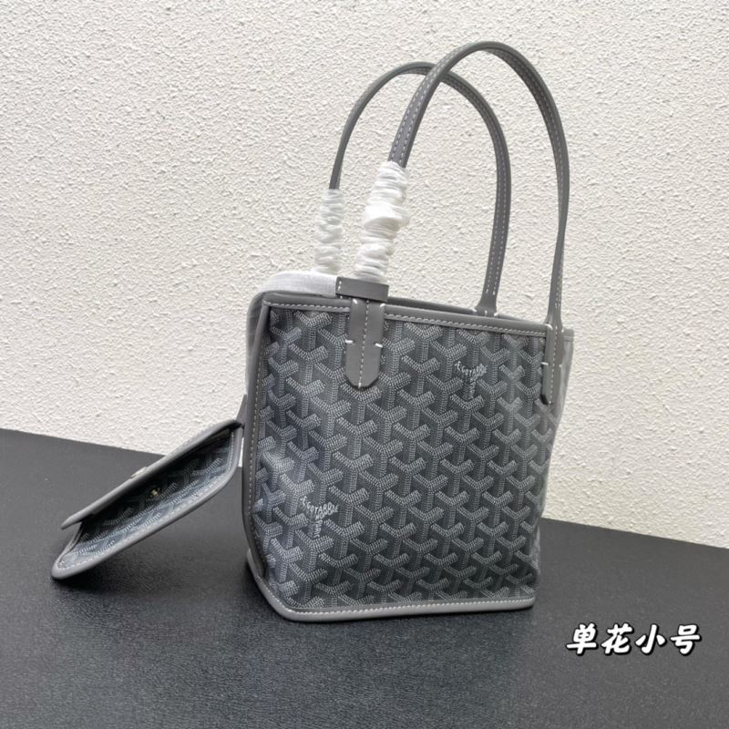 Goyard Shopping Bags